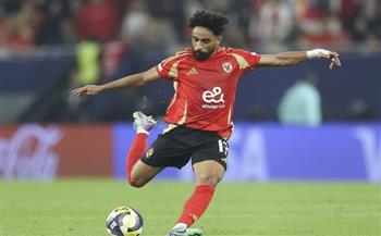   مروان عطية يجري جراحة الفتاق ويغيب عن الأهلي لمدة شهرين