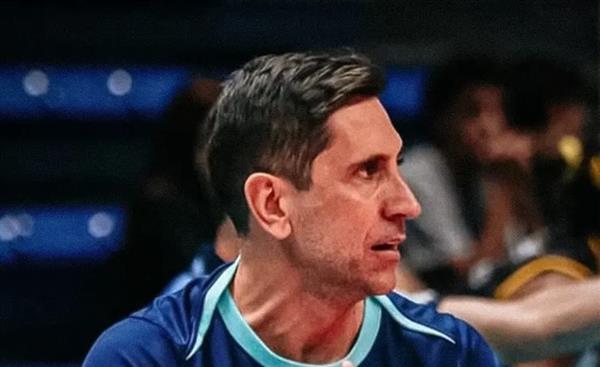 البرازيلي باولو ميلاجريس مديرًا فنيًّا لسيدات طائرة الأهلي