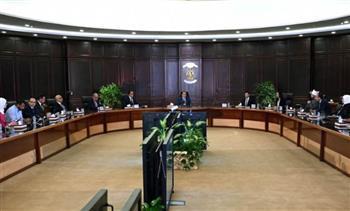 وزيرا الكهرباء والإسكان يستعرضان الموقف الراهن بعد أزمة انقطاع الكهرباء والمياه بالجيزة