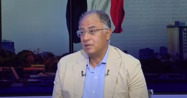 الروائي أشرف العشماوي: الرواية التاريخية ليست تسجيلاً للوقائع بل تتطلب الخيال