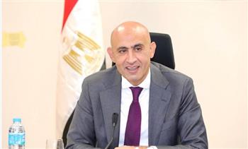   وزير التعليم يعتمد جداول امتحانات الدبلومات الفنية الدور الثانى 