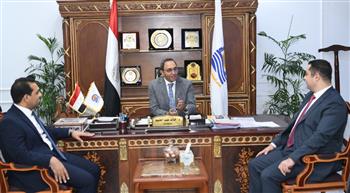   محافظ قنا يستقبل وكيل وزارة الصحة الجديد