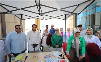   جامعة الجلالة تقدم فحص مجاني ل300 طالب وزائر 