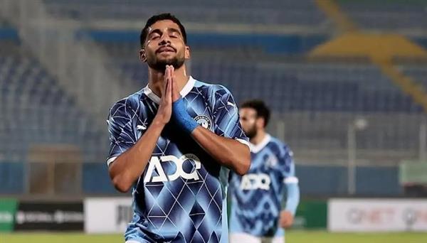 عرض إماراتي ينافس لوجانو السويسري على ضم إبراهيم عادل
