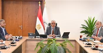  وزير الري يتابع دراسات برنامج التعاون المشترك في البحوث التطبيقية بين مصر و هولندا JCAR