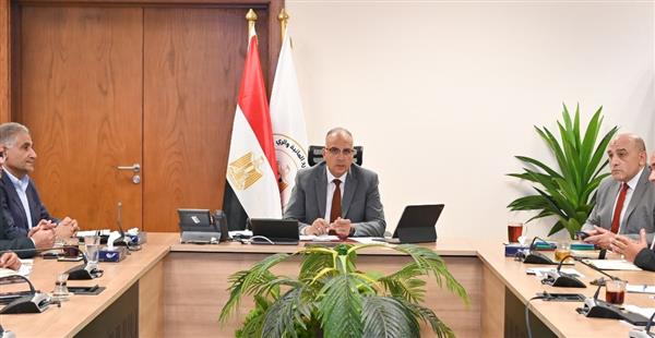 وزير الري يتابع دراسات برنامج التعاون المشترك في البحوث التطبيقية بين مصر و هولندا JCAR