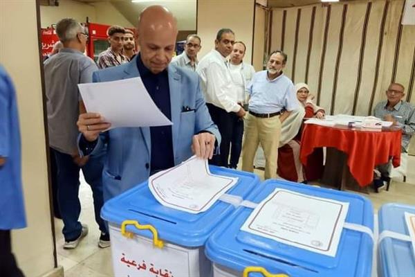 انتخابات الأطباء : 75 مرشحا لمقاعد مجلس النقابة العامة.. و283 مرشحا للفرعيات