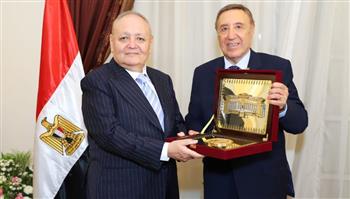   رئيس مجلس الدولة يستقبل رئيس المحكمة الدستورية العُليا 