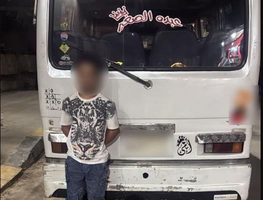 كشف ملابسات فيديو تضمن قيام قائد سيارة أجرة بأداء حركات إستعراضية بالجيزة