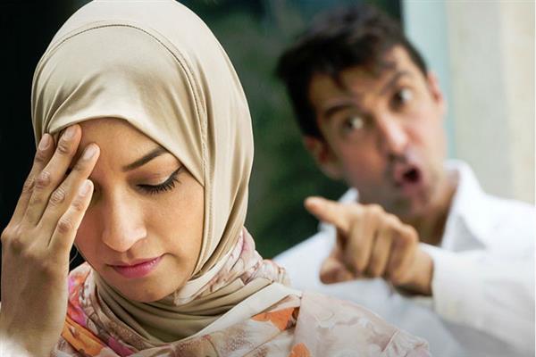 ما أحقية زوجي في المرتب الخاص بي؟