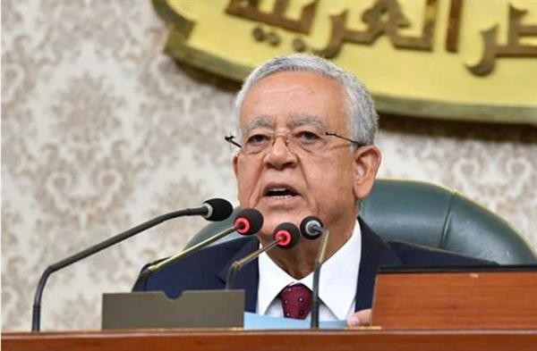 رئيس "النواب" يعلن تلقيه إخطارا من الحكومة بسحب مشروع قانون تنظيم المراكز الطبية المتخصصة