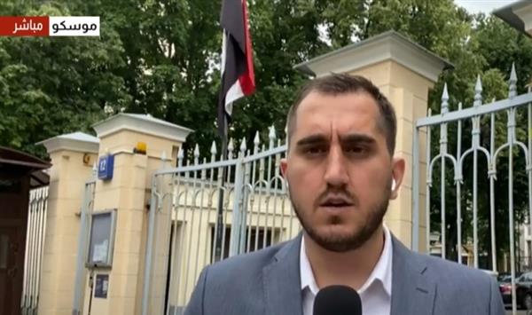 "القاهرة الإخبارية": مشاركة المصريين في موسكو تتزايد رغم سوء الطقس