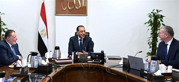 مدبولي يتابع جهود توفير المنتجات البترولية