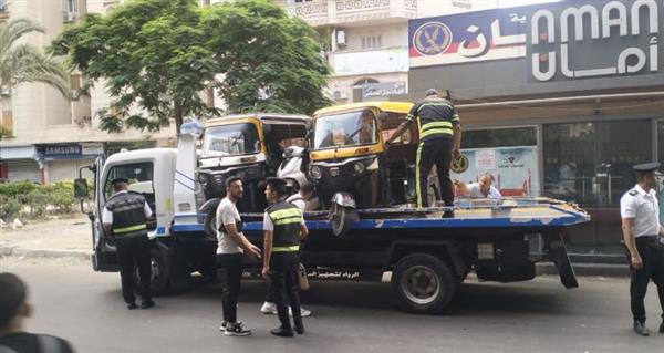 محافظ الإسكندرية يوجه بتكثيف الحملات المرورية بمناطق شكاوى المواطنين