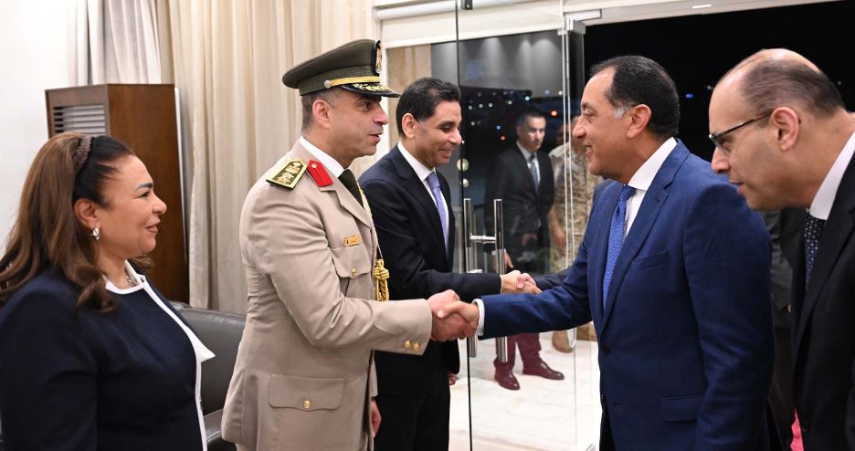 رئيس الوزراء يصل "عمّان" للمشاركة في فعاليات اللجنة العليا المصرية الأردنية