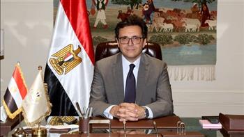   وزير الثقافة يفتتح الدورة الثالثة لبينالي القاهرة الدولي لفنون الطفل الثلاثاء المقبل