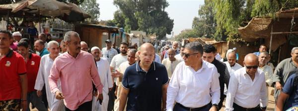 محافظ الجيزة يتفقد موقع محطة قطار نكلا