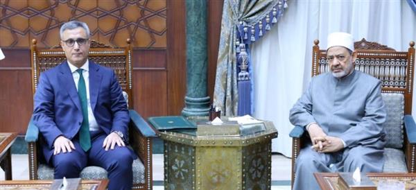 شيخ الأزهر: مستعدون لزيادة المنح الدراسية لأبناء الجزائر وتدريب الأئمة الجزائريين