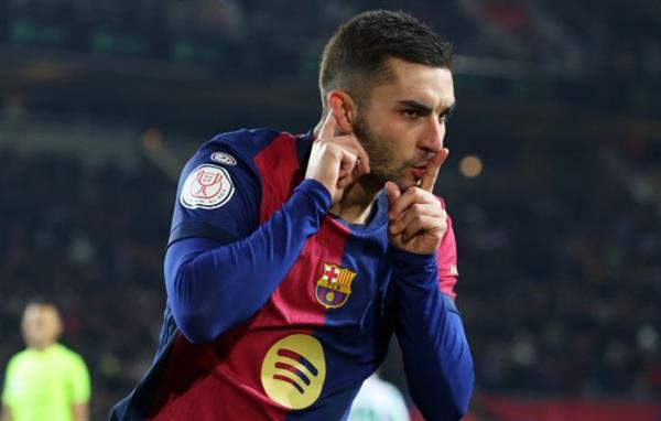 تقارير: برشلونة لا يفكر في التخلي عن فيران توريس خلال الصيف
