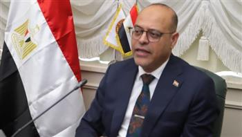   وزير العمل: بدء الاختبارات للمتقدمين على فرص عمل بالأردن