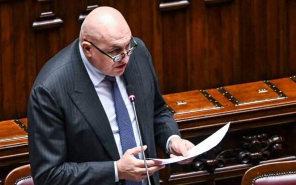 وزير الدفاع الإيطالي: إسرائيل فقدت صوابها بشأن غزة ويجب التحرك لوقفها