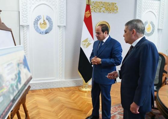 الرئيس السيسي يصدر قرارا بمد خدمة الفريق أسامة ربيع رئيساً لهيئة قناة السويس