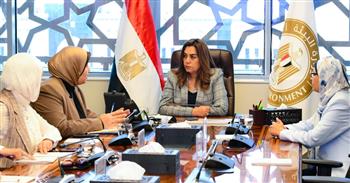   عوض تتابع جهود رصد وتحسين جودة الهواء والمياه لحماية البيئة ومواكبة التغيرات البيئية