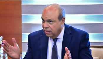  وزير الطيران يتفقد مطار العلمين الدولي لمتابعة انتظام حركة التشغيل