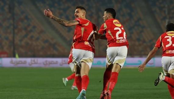الأهلي يطلب حكام أجانب لمباراة بيراميدز