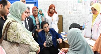   وزير الصحة تتفقد مركز طب الأسرة بالأبعادية الجديدة وتوصي بتوفير كراسي انتظار المترددين