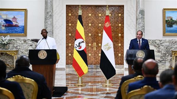 الرئيس السيسي يؤكد استعداد مصر للمساهمة بتمويل سد أنجلولو بين أوغندا وكينيا