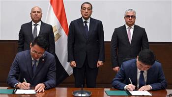   مدبولي يشهد توقيع عقد إنشاء مصنع مجموعة سايلون الصينية للإطارات بـ "اقتصادية قناة السويس" 