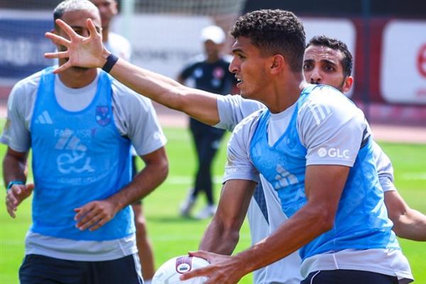 جاهزية ثنائي الأهلي لمباراة فاركو بالدوري