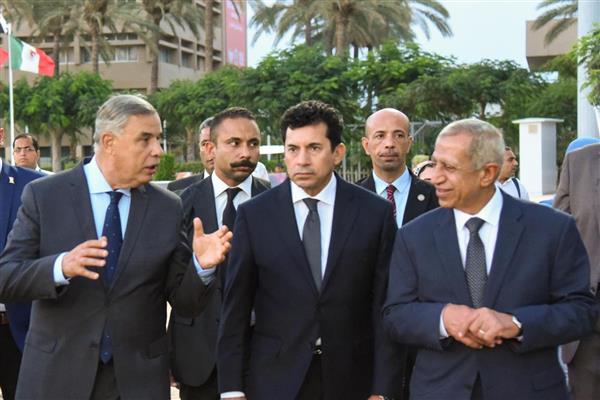 وزير الشباب والرياضة ومحافظ الإسكندرية يشهدان  فعاليات المؤتمر الصحفي لانطلاق بطولتي العالم للشباب