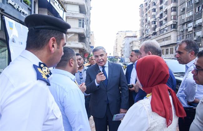 محافظ الإسكندرية يتابع أعمال توسعة شارع أبو قير ويوجه بسرعة التنفيذ وتطوير التشجير