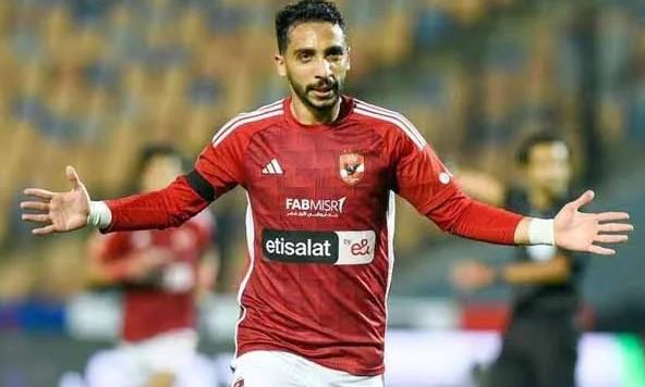 كريم فؤاد يقترب من قيادة الجبهة اليسرى أمام فاركو