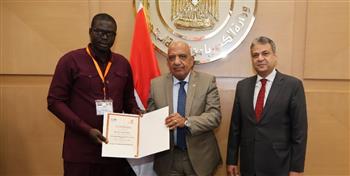   وزير الكهرباء يشهد تخريج 25 متدربًا إفريقيًا في مجالات الطاقة والبنية التحتية