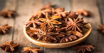   اليانسون النجمي.. نكهة عطرية وفوائد مذهلة لصحة الجهاز الهضمي