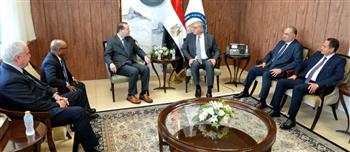   وزير البترول يبحث مع انرجوس العالمية التعاون القائم في سفن التغييز