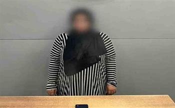   ضبط صانعة محتوى لنشرها مقاطع فيديو تتضمن ألفاظا خادشة للحياء