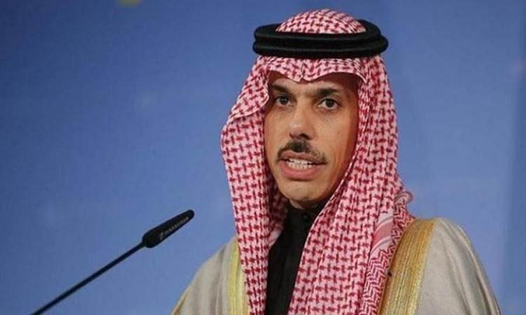 وزير الخارجية السعودي يبحث مع نظيره الهولندي التطورات بغزة