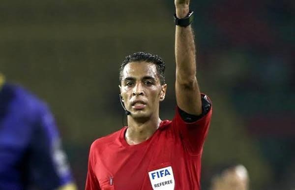 طاقم حكام مصري لمباراة كينيا وجامبيا