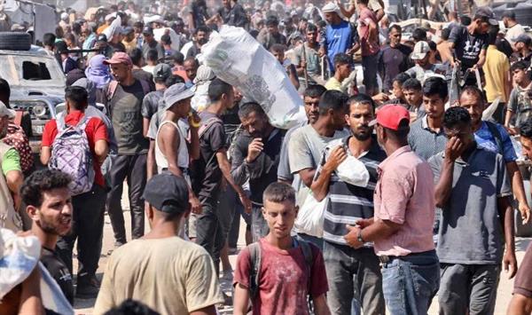 استشهاد 7 فلسطينيين في غزة بينهم 6 من منتظري المساعدات