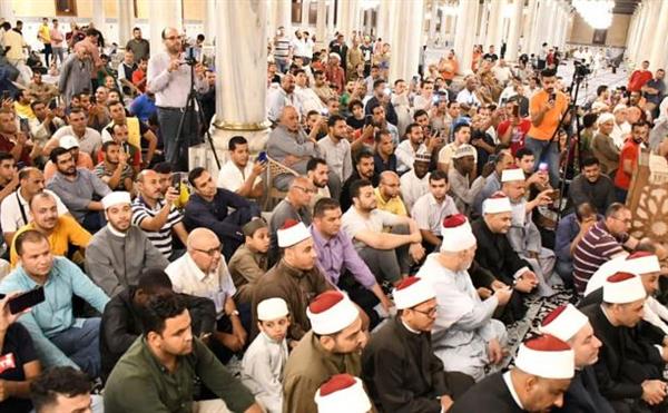 خطيب الأوقاف : الإسلام أعلى من قيمة العمل وكان سمة في حياة الأنبياء