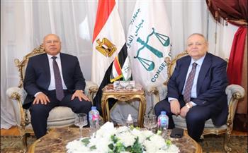   رئيس مجلس الدولة يستقبل كامل الوزير ويشيد بالدور الحيوي لوزارتي النقل والصناعة