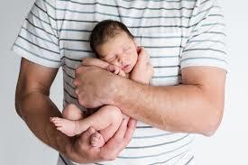   "الرجل الطفل".. حين يختبئ عدم النضج خلف قناع البلوغ