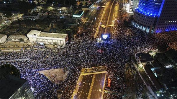 مليون متظاهر في تل أبيب للمطالبة بالإفراج عن الرهائن وإنهاء الحرب