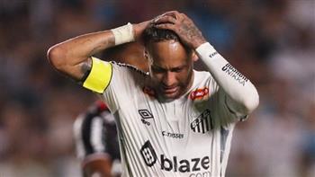   الدوري البرازيلي.. نيمار ينهار بعد هزيمة سانتوس الساحقة أمام فاسكو دا جاما 