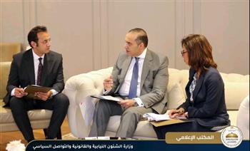   المستشار فوزي يلتقي الدكتورة سلافة جويلي المدير التنفيذي للأكاديمية الوطنية للتدريب