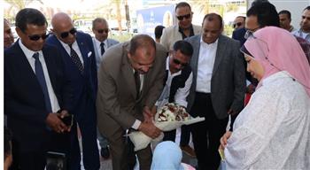   محافظ سوهاج يشارك 250 من طلاب المدارس من ذوي الإعاقة فعاليات "اليوم الترفيهي" 